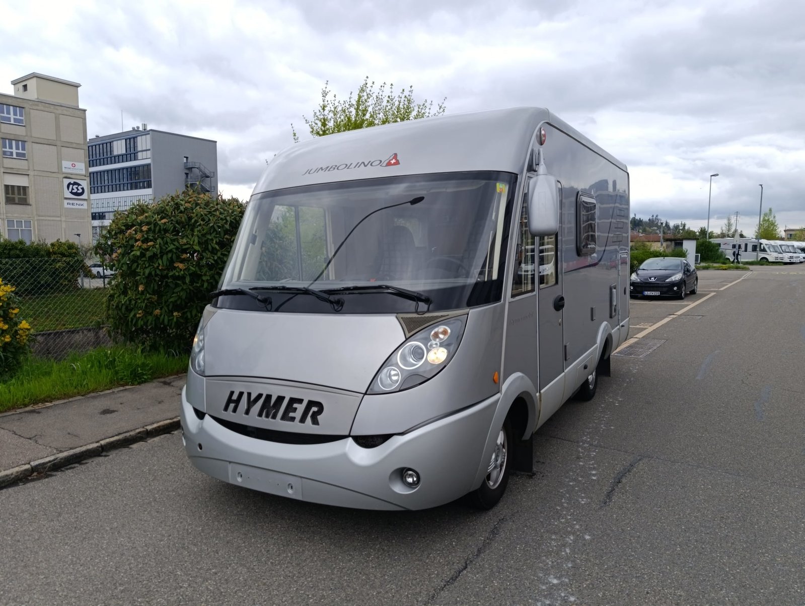 HYMER B504 *5.98 M Länge*Hubbett und Einzelbett*Solar Anlag
