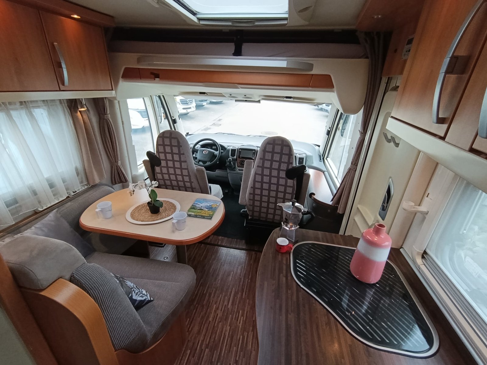 HYMER B504 *5.98 M Länge*Hubbett und Einzelbett*Solar Anlag, Diesel, Occasion / Gebraucht, Handschaltung - 2