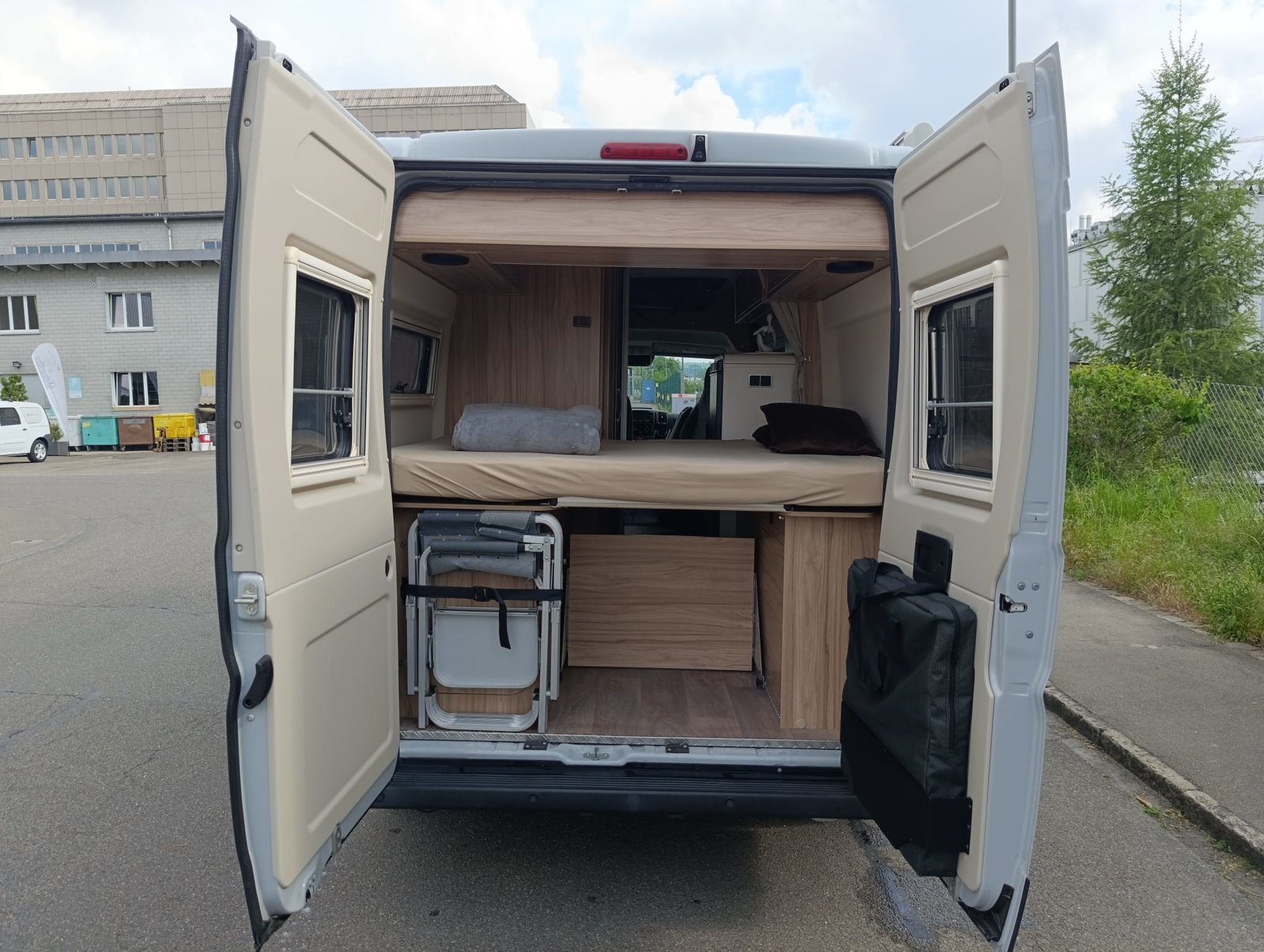 HYMER Grand Canyon Crossover, Diesel, Occasion / Gebraucht, Handschaltung - 6