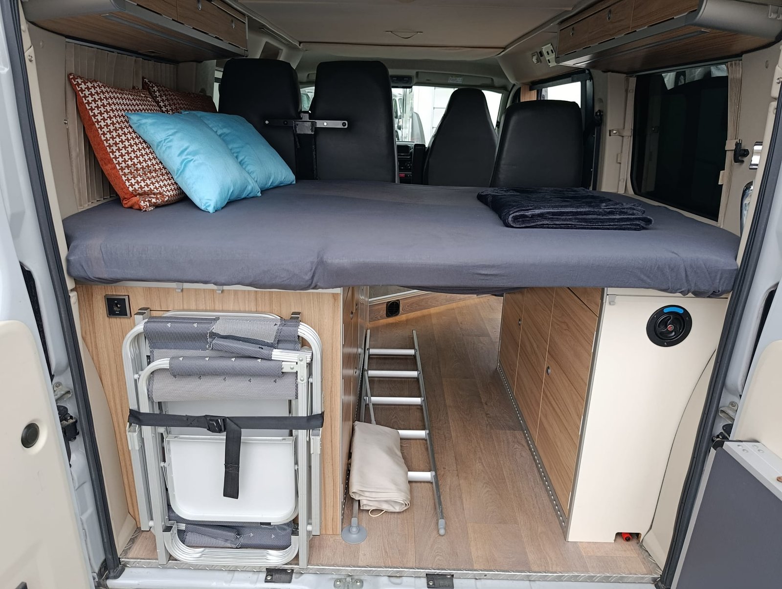 HYMER Sydney, Diesel, Occasion / Utilisé, Automatique - 4