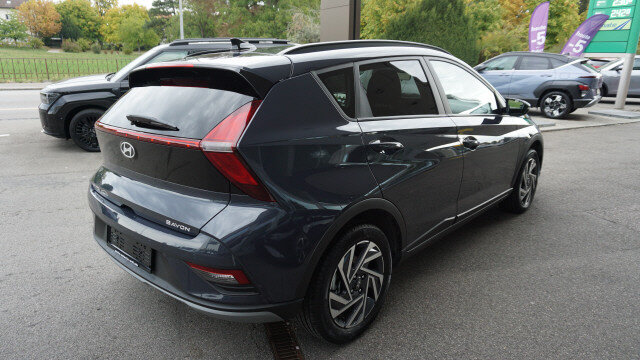 HYUNDAI Bayon 1.0 T-GDi AmpliaDCT, Occasion / Gebraucht, Automatik - 5
