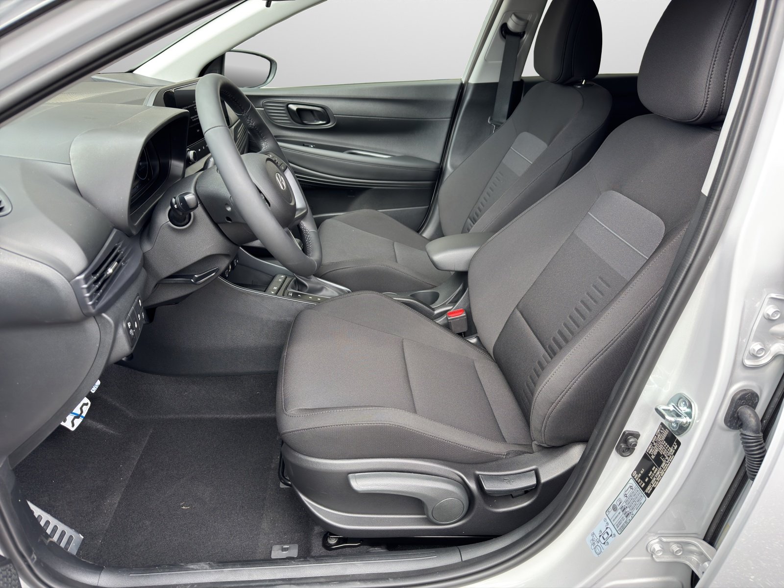 HYUNDAI Bayon 1.0 T-GDi Amplia, Benzin, Neuwagen, Automatik - 5