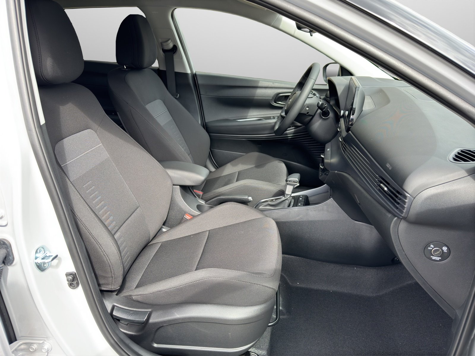 HYUNDAI Bayon 1.0 T-GDi Amplia, Benzin, Neuwagen, Automatik - 6