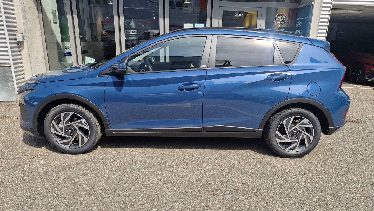 HYUNDAI Bayon 1.0 T-GDi Amplia, Benzin, Neuwagen, Automatik - 2