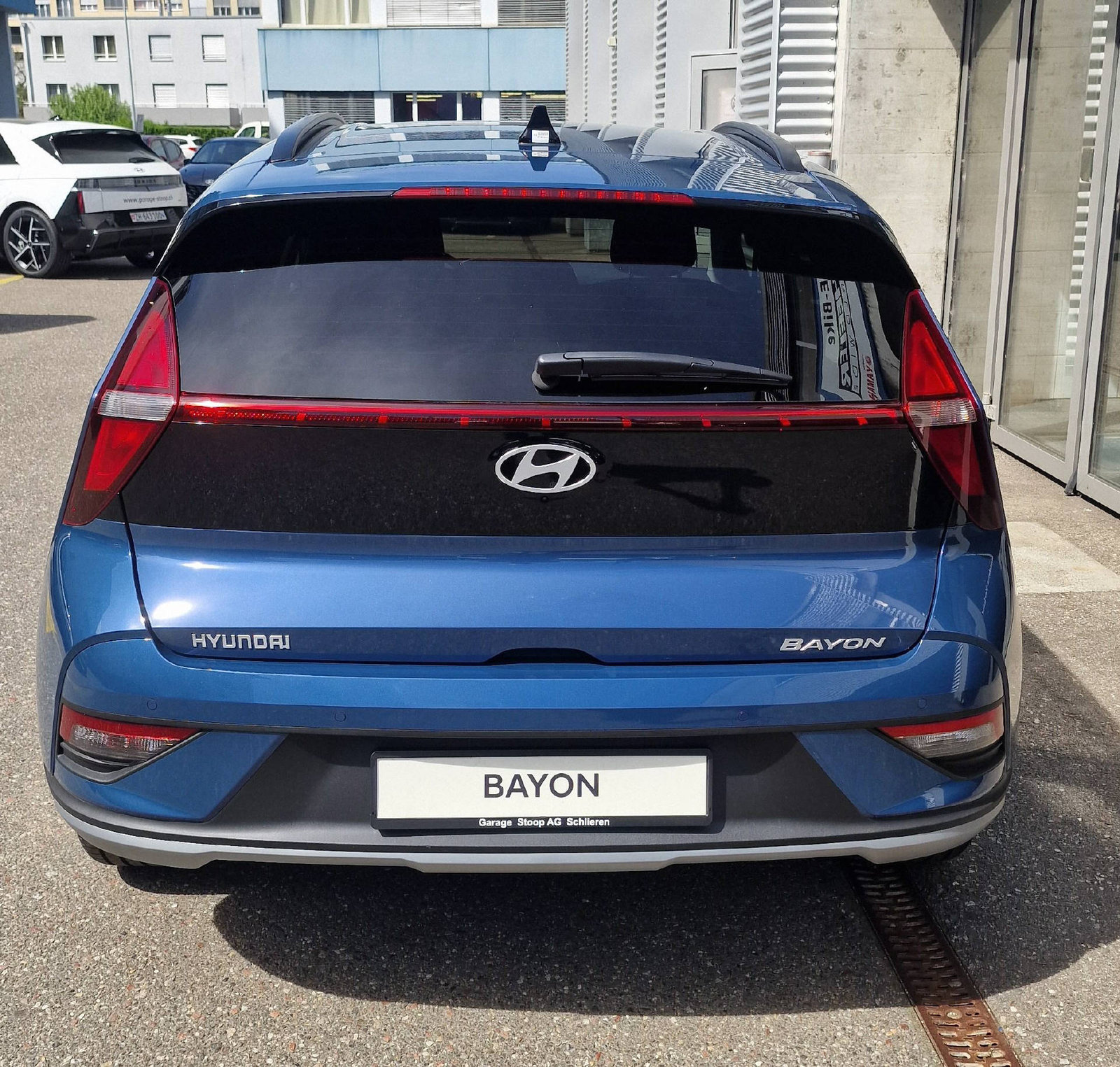 HYUNDAI Bayon 1.0 T-GDi Amplia, Benzin, Neuwagen, Automatik - 4