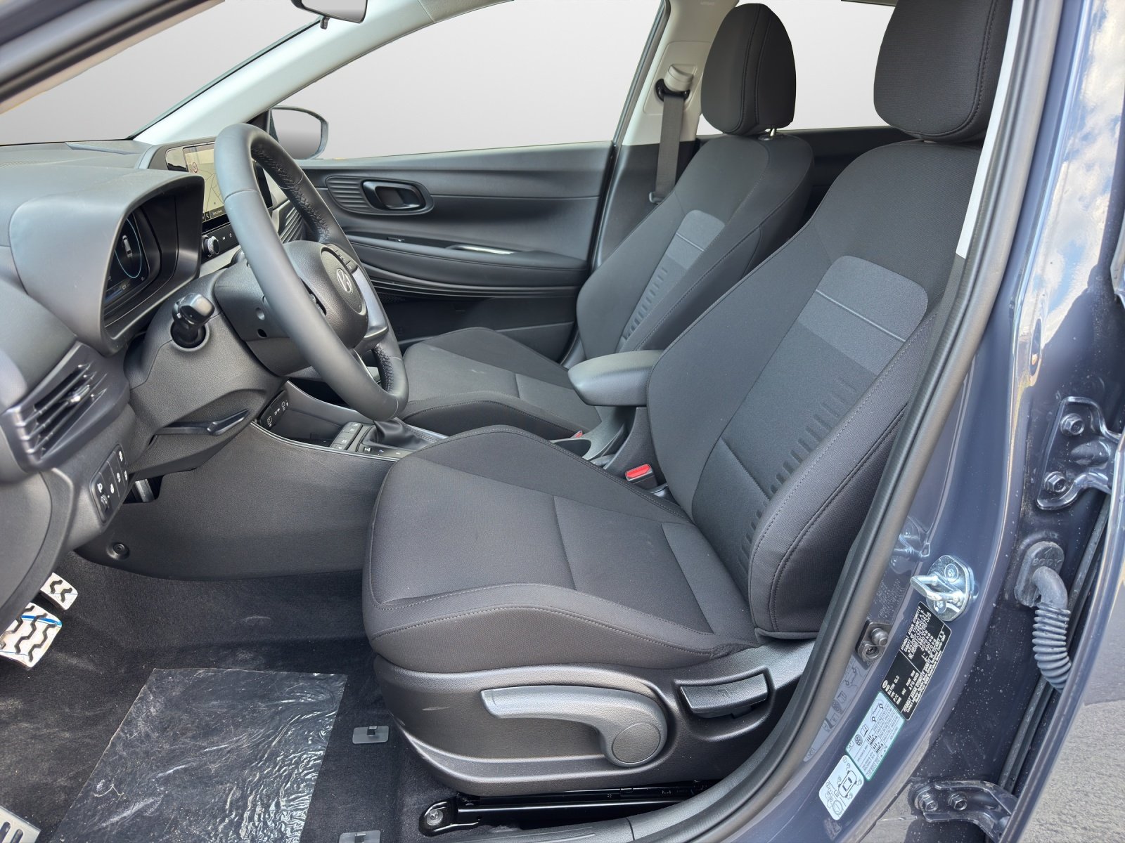 HYUNDAI Bayon 1.0 T-GDi Amplia SafeTec, Petrol, New car, Automatic - 6