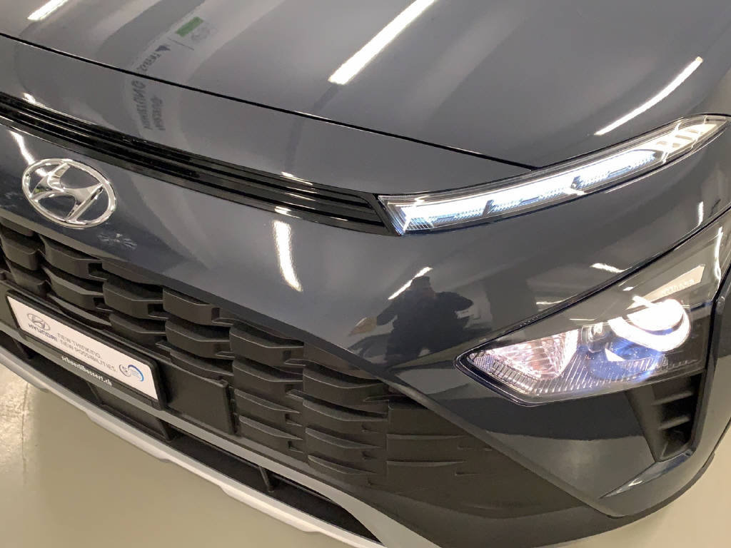 HYUNDAI Bayon 1.0 T-GDi 120 Amplia, Mild-Hybrid Benzin/Elektro, Occasion / Gebraucht, Automatik - 2