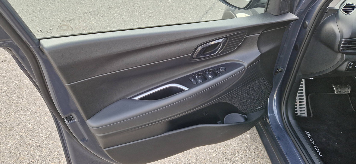 HYUNDAI Bayon 1.0 T-GDi 120 Vertex, Hybride Léger Essence/Électricité, Occasion / Utilisé, Automatique - 3