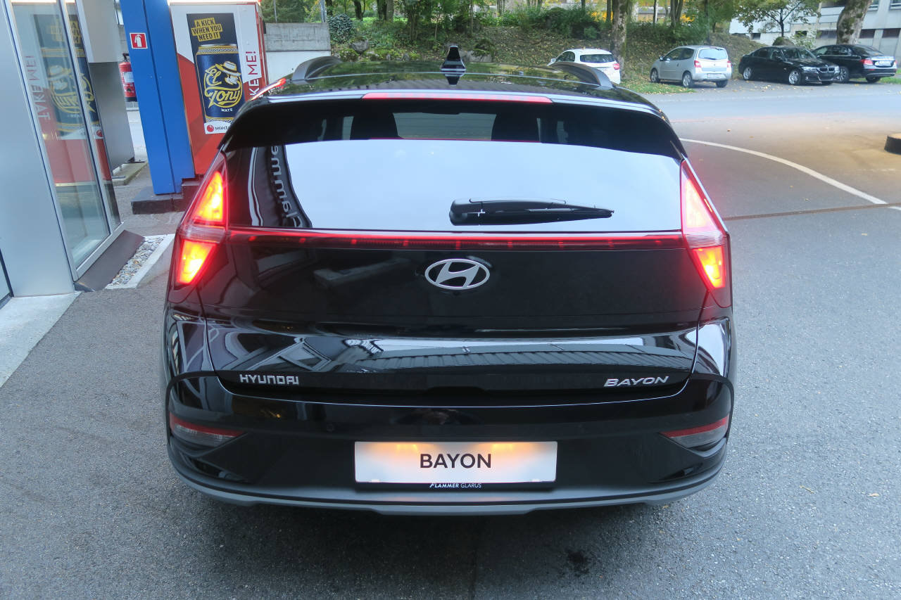 HYUNDAI Bayon 1.0 T-GDi Origo, Benzin, Occasion / Gebraucht, Automatik - 3