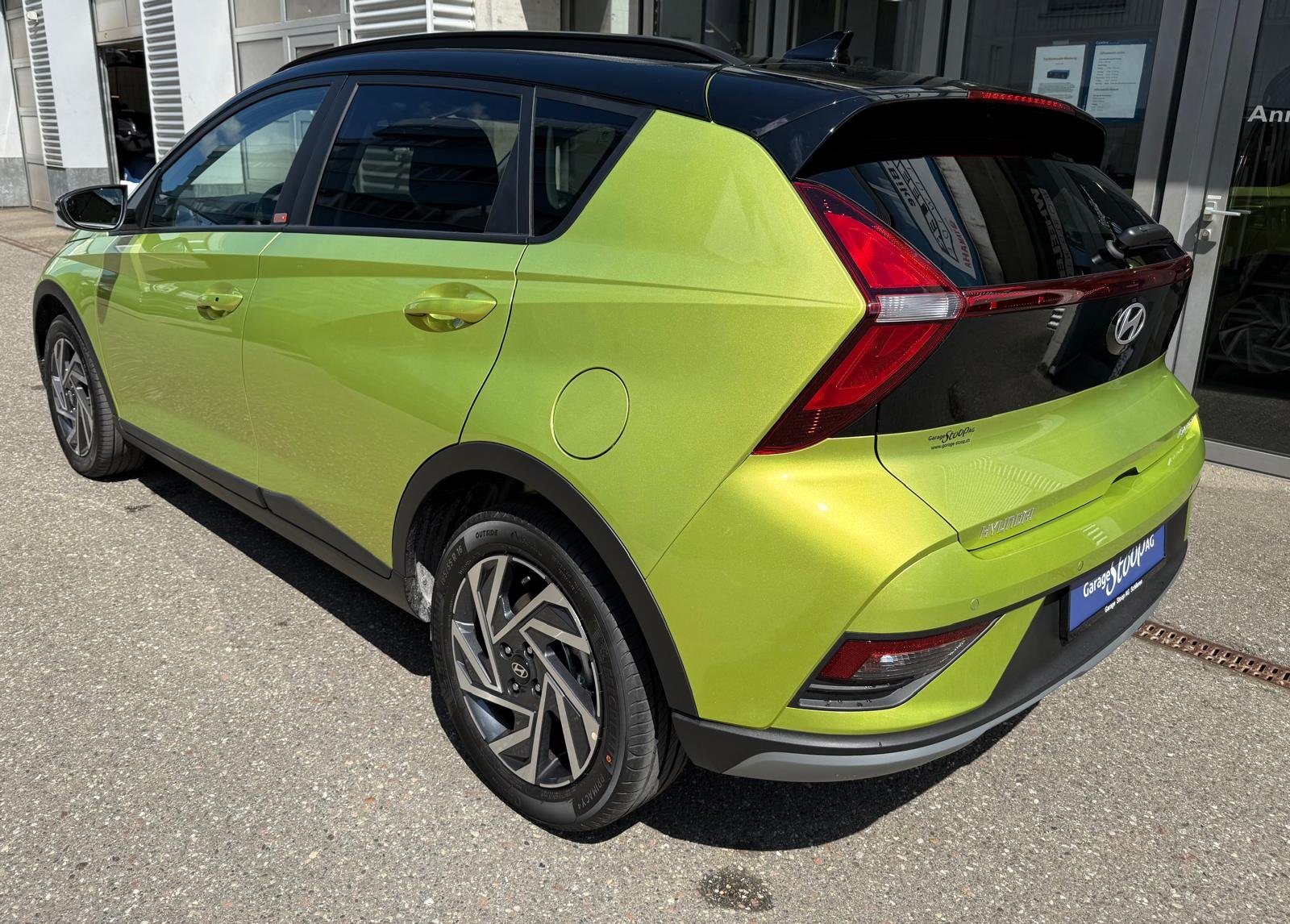 HYUNDAI Bayon 1.0 T-GDi Amplia, Benzin, Occasion / Gebraucht, Automatik - 3