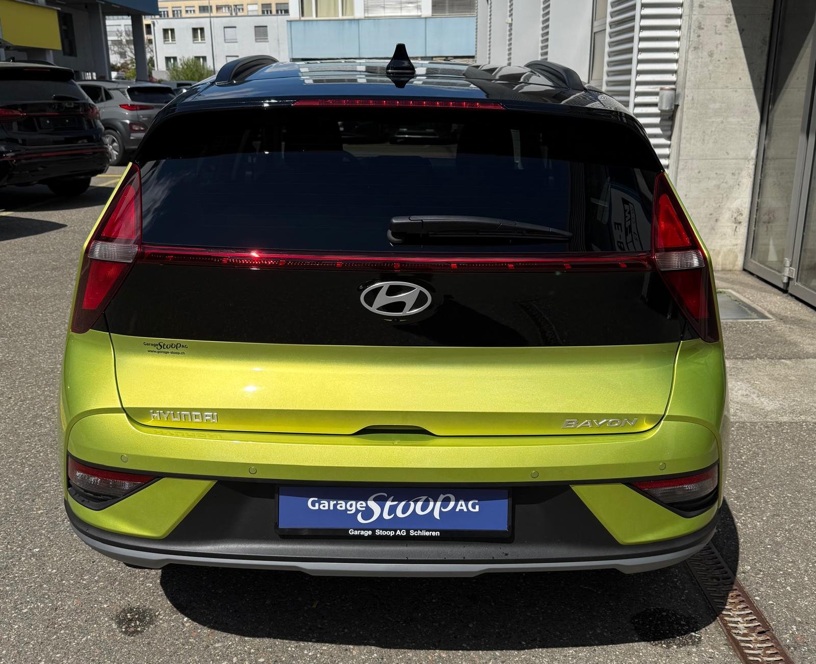 HYUNDAI Bayon 1.0 T-GDi Amplia, Benzin, Occasion / Gebraucht, Automatik - 4