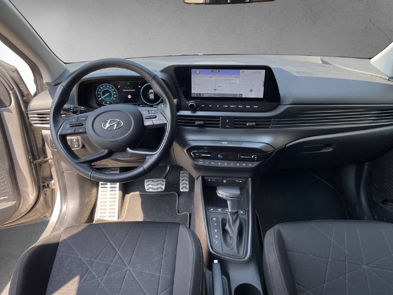 HYUNDAI Bayon 1.0T-GDi 48V MH Vertex S SUN MY22, Benzin, Occasion / Gebraucht, Automatik - 7