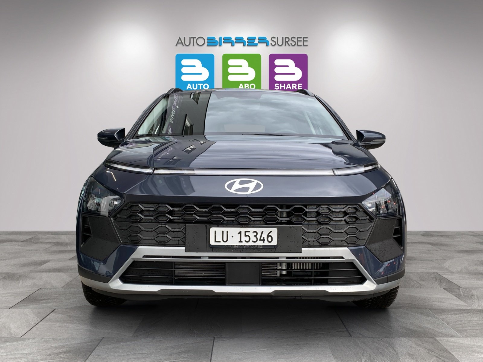 HYUNDAI Bayon 1.0 T-GDi Amplia, Benzin, Vorführwagen, Automatik - 2