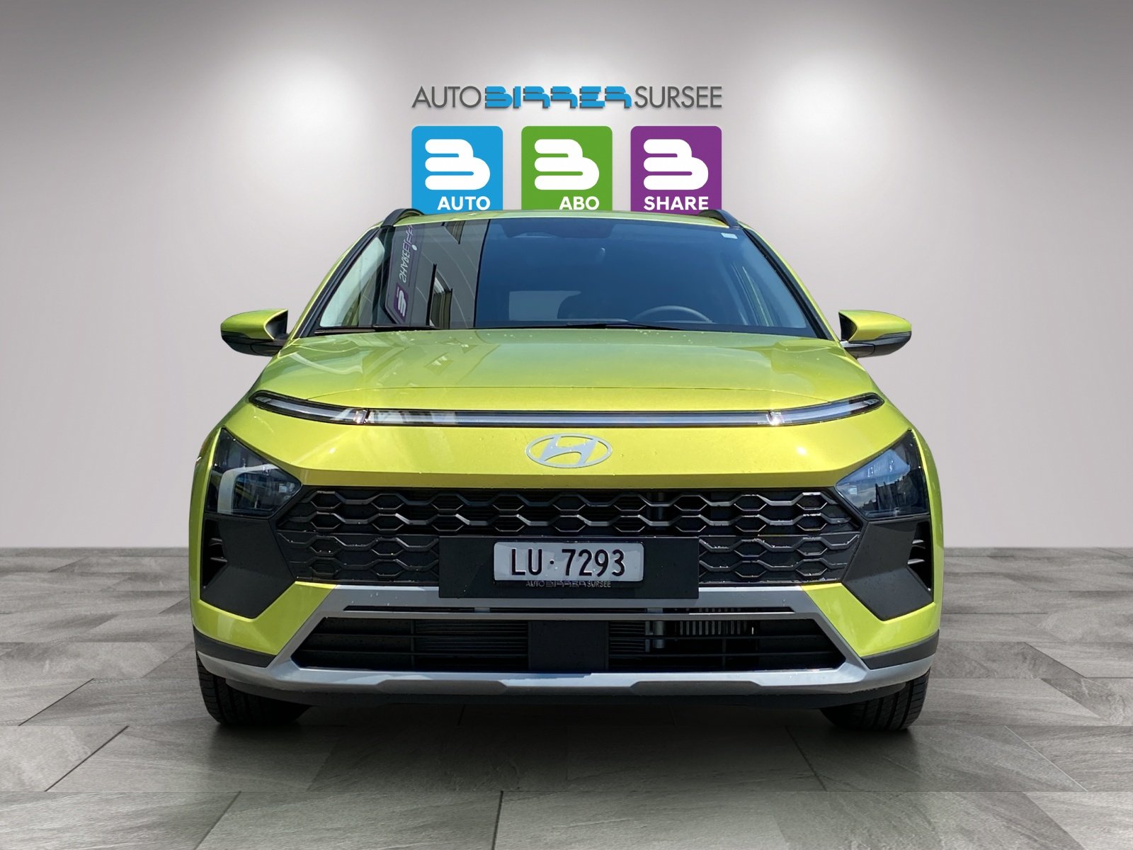 HYUNDAI Bayon 1.0 T-GDi Amplia, Petrol, Ex-demonstrator, Automatic - 2
