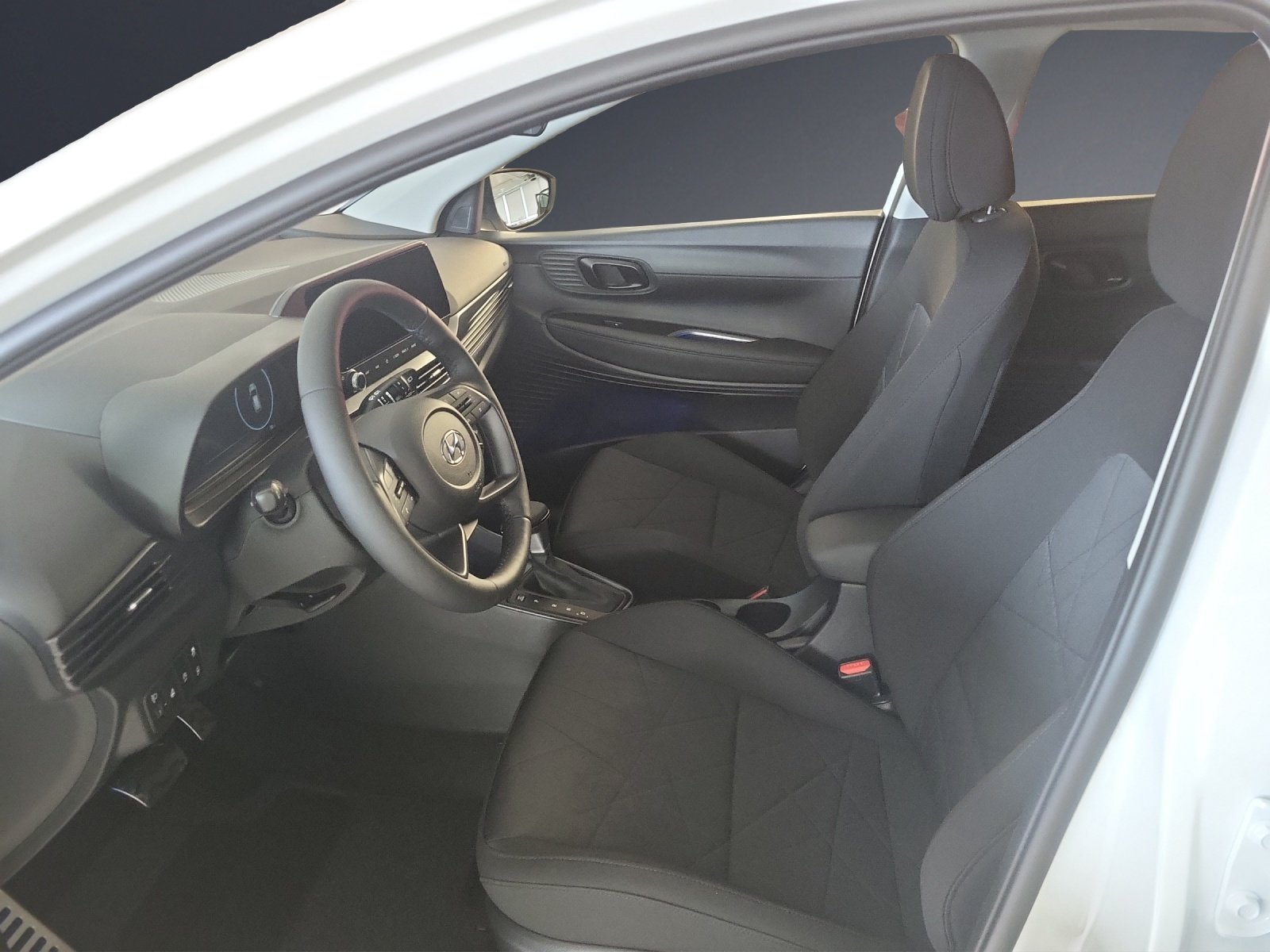 HYUNDAI Bayon 1.0 T-GDI DCT7 120 48V Amplia, Mild-Hybrid Petrol/Electric, Ex-demonstrator, Automatic - 6