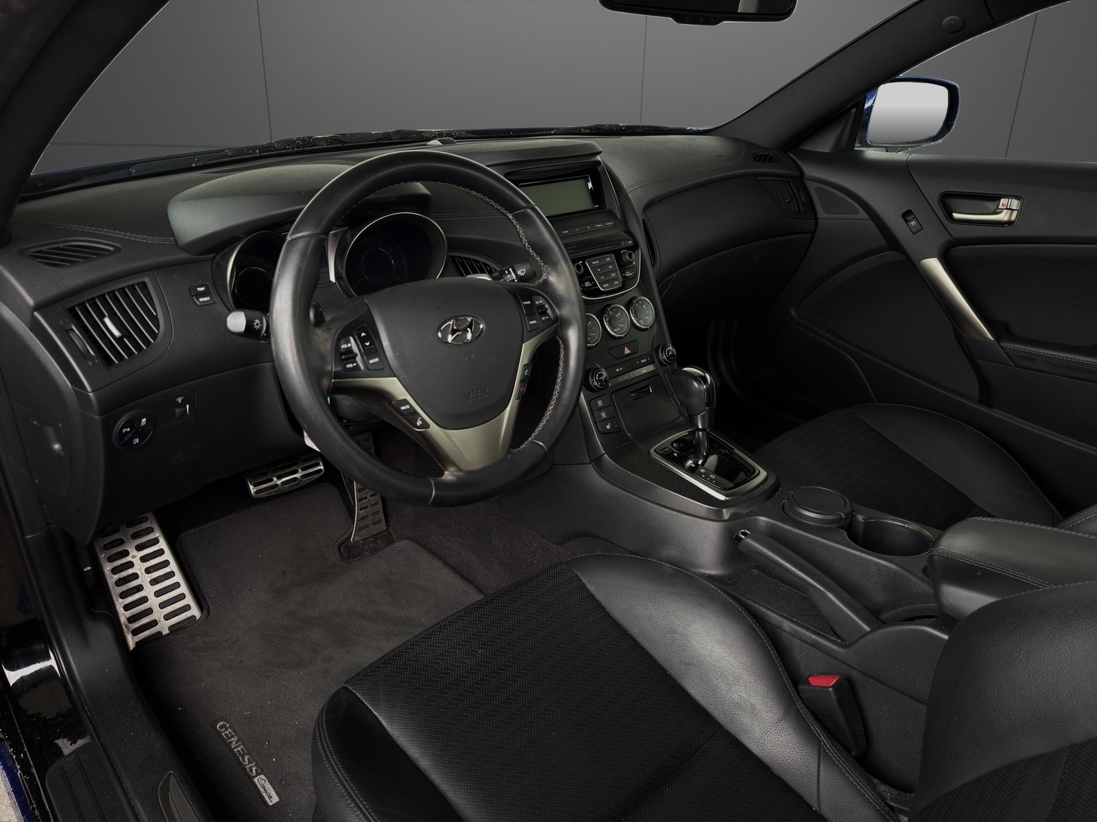 HYUNDAI Genesis 3.8 V6 Automatic, Essence, Occasion / Utilisé, Automatique - 7