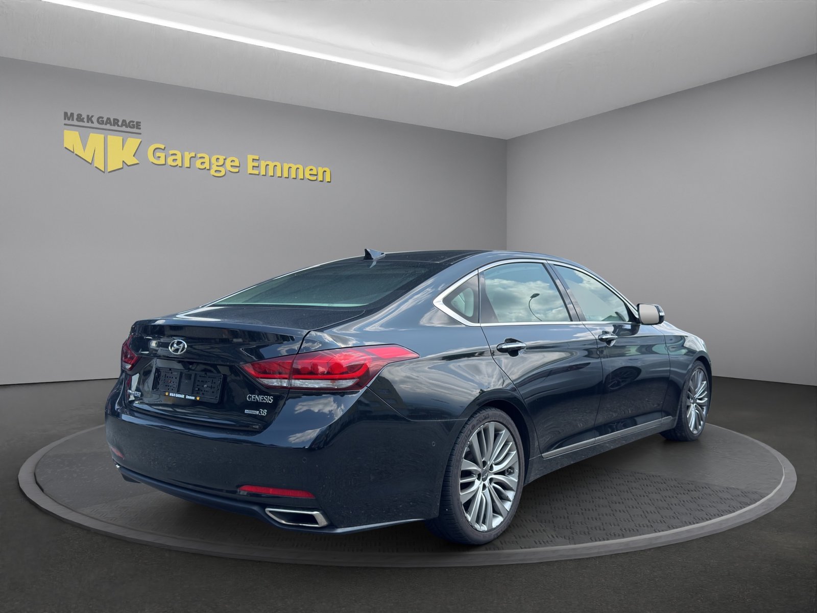 HYUNDAI GENESIS 3.8i, Petrol, Second hand / Used, Automatic - 5
