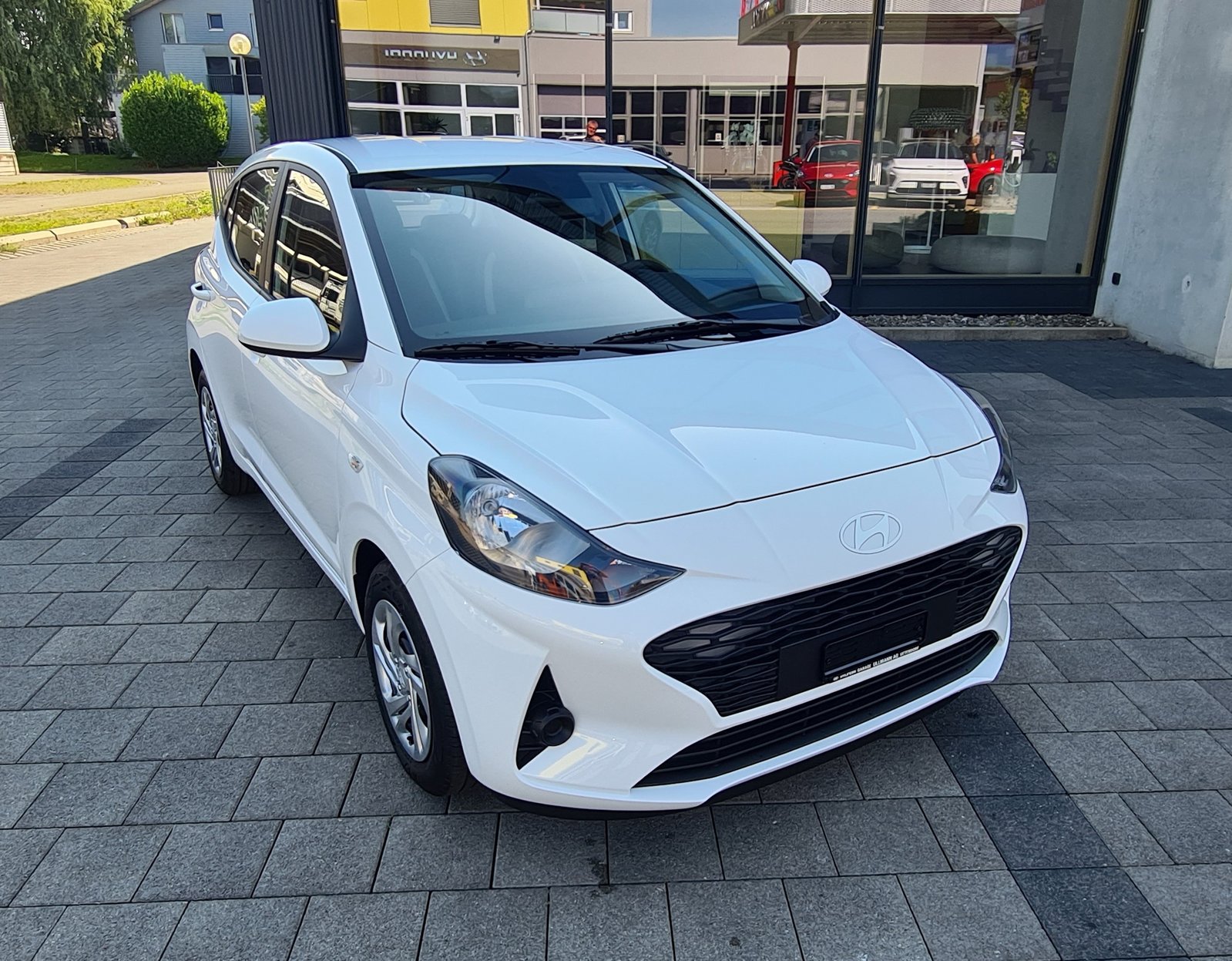 HYUNDAI i10 1.0 Origo Aut., Essence, Voiture nouvelle, Automatique - 2