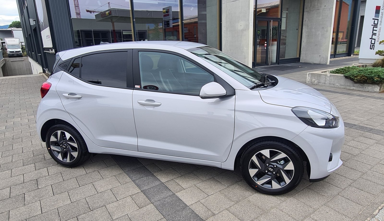 HYUNDAI i10 1.2 Amplia Aut., Benzin, Neuwagen, Automatik - 3