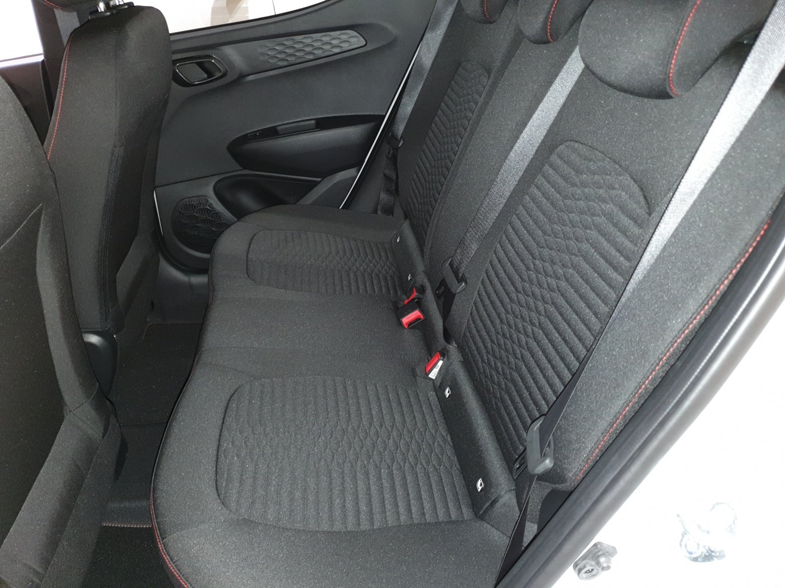 HYUNDAI i10 1.0 T-GDi N-Line, Essence, Voiture nouvelle, Manuelle - 7