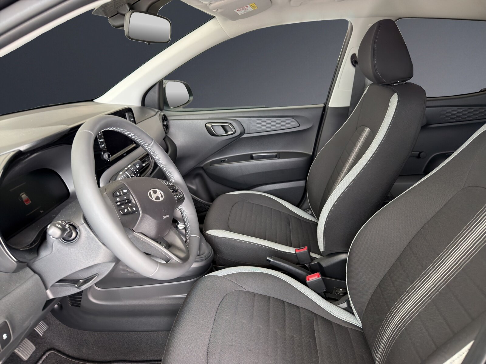 HYUNDAI i10 1.2 Amplia, Petrol, New car, Manual - 5