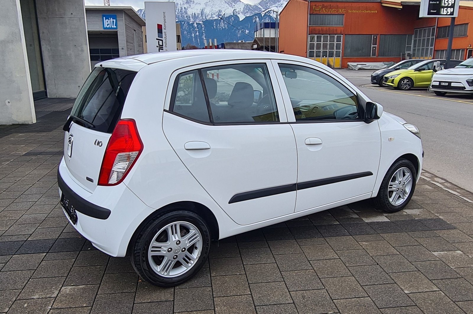 HYUNDAI i10 1.2 Style, Benzin, Occasion / Gebraucht, Handschaltung - 4