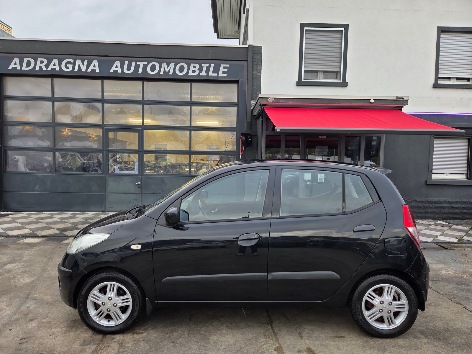 HYUNDAI i10 1.1 Style Automatic, Essence, Occasion / Utilisé, Automatique - 6