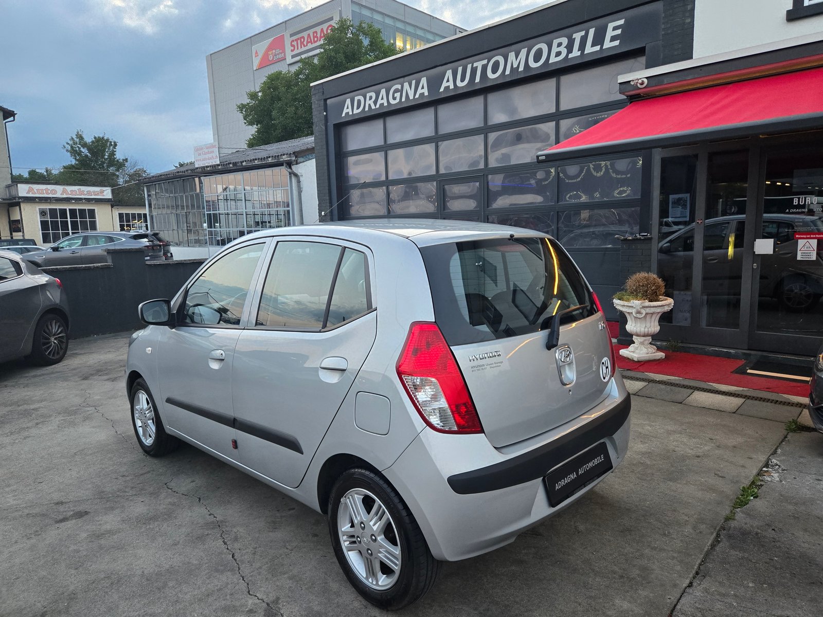 HYUNDAI i10 1.1 Style Automatic, Essence, Occasion / Utilisé, Automatique - 3