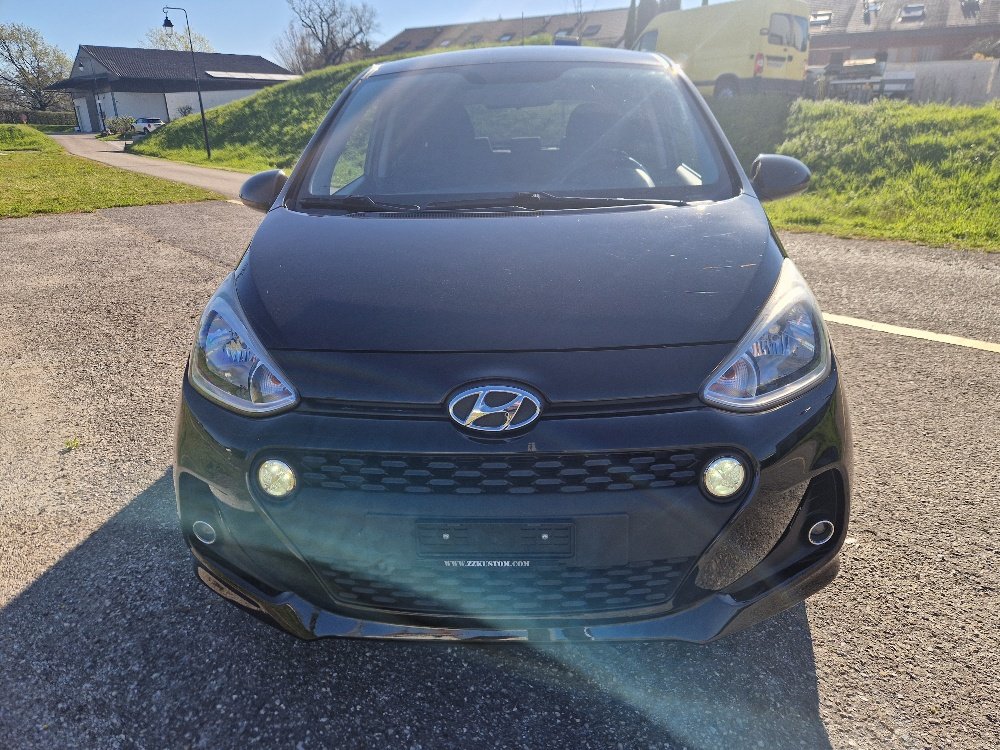 HYUNDAI i10 1.2 Amplia Automatic, Essence, Occasion / Utilisé, Automatique - 4
