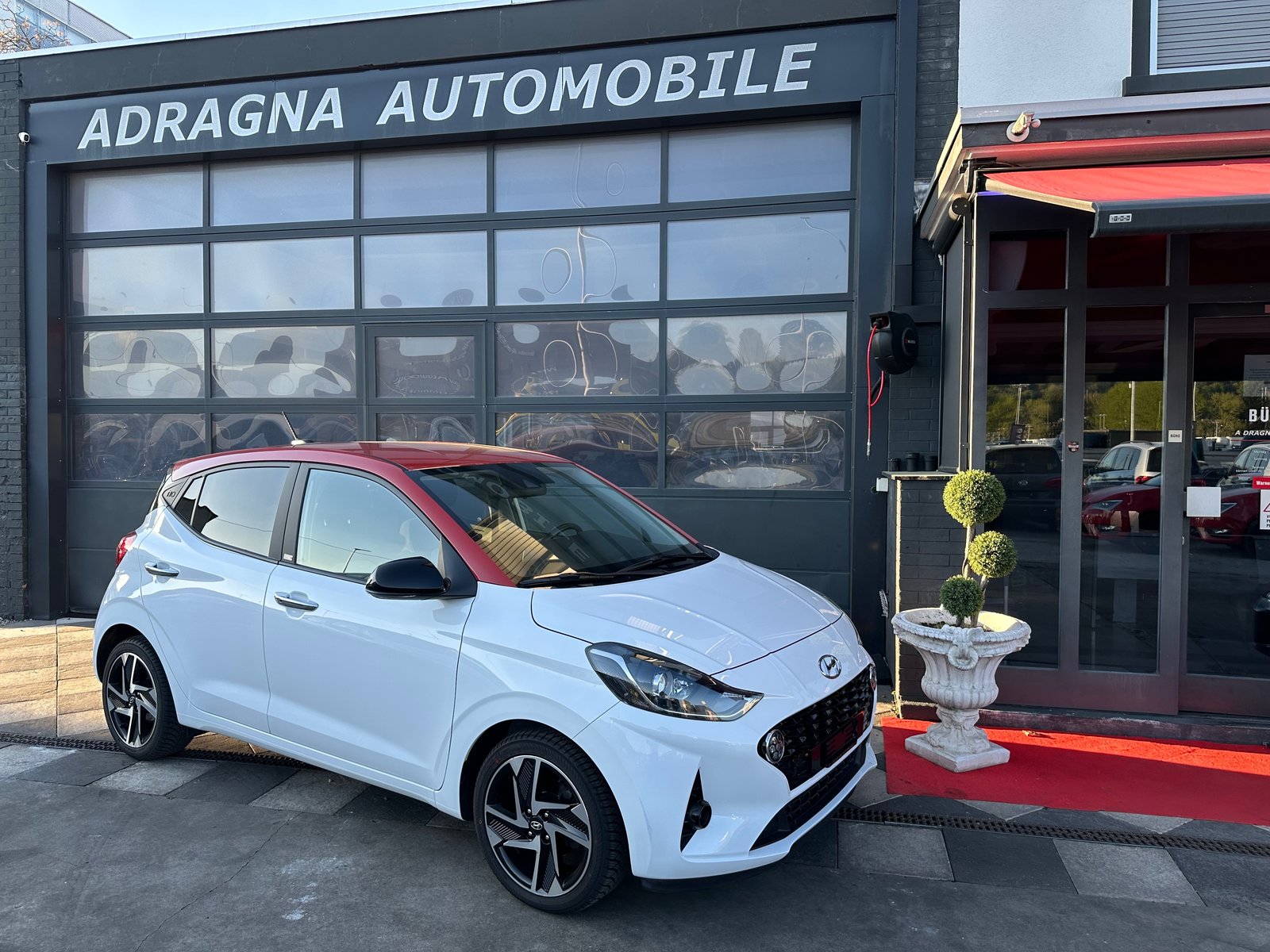 HYUNDAI i10 1.2 Launch Plus Automat, Essence, Occasion / Utilisé, Automatique - 2