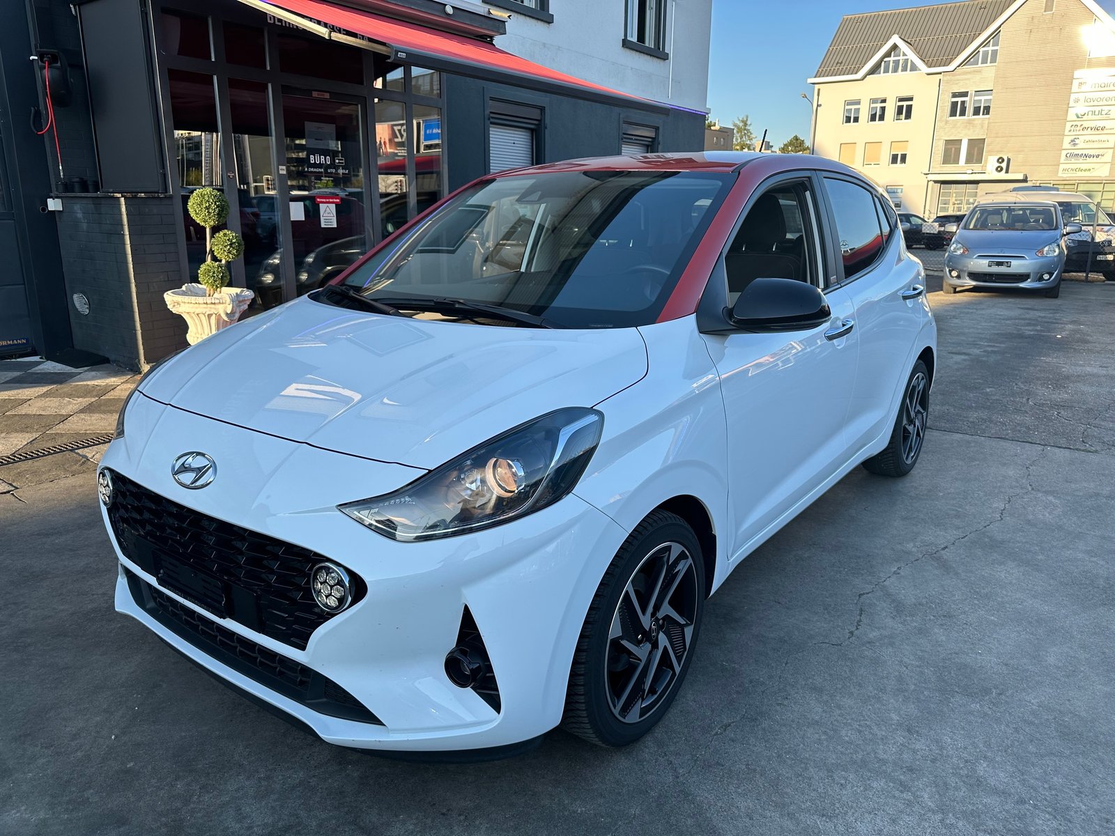 HYUNDAI i10 1.2 Launch Plus Automat, Essence, Occasion / Utilisé, Automatique - 5