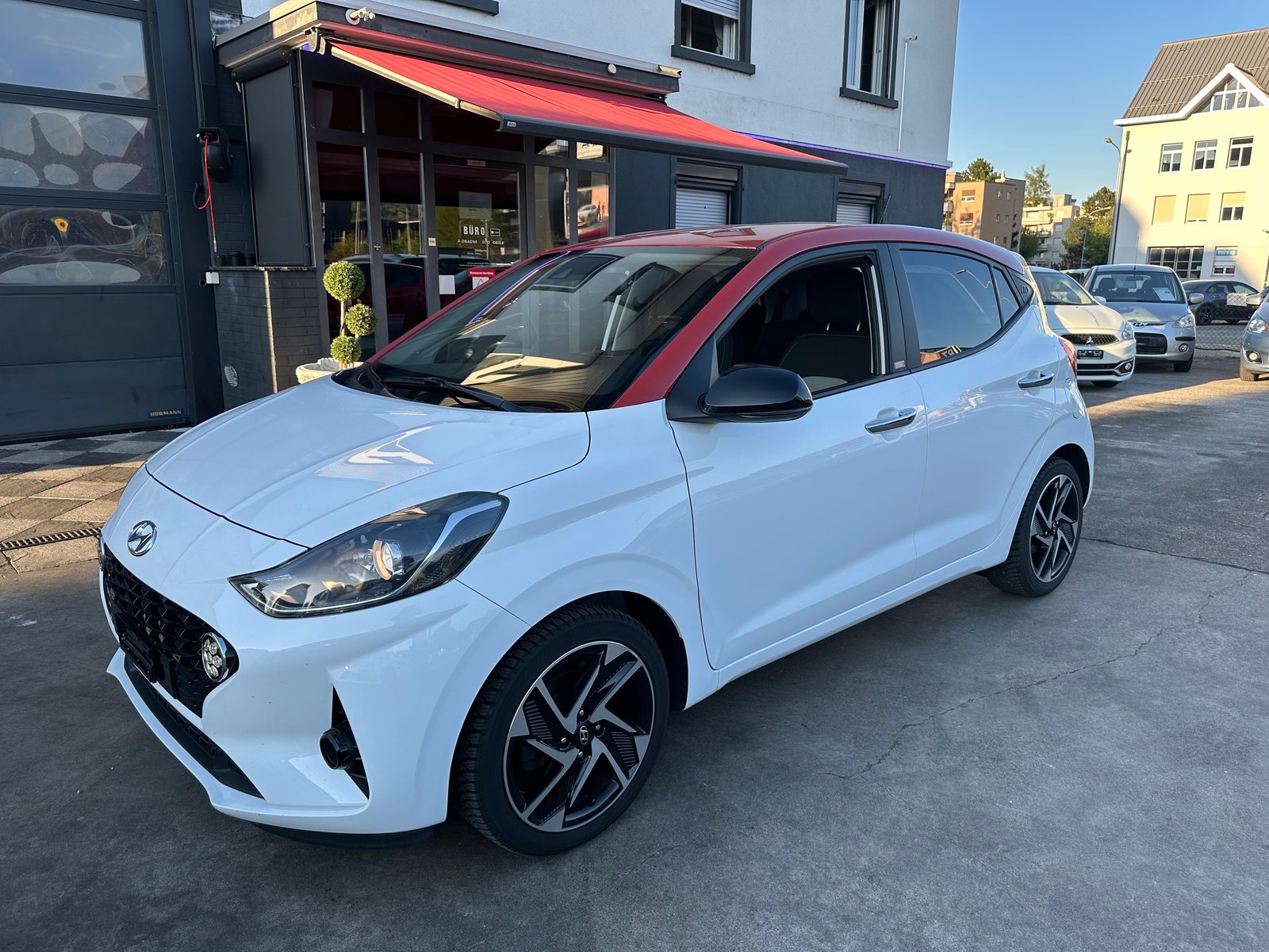 HYUNDAI i10 1.2 Launch Plus Automat, Essence, Occasion / Utilisé, Automatique - 6