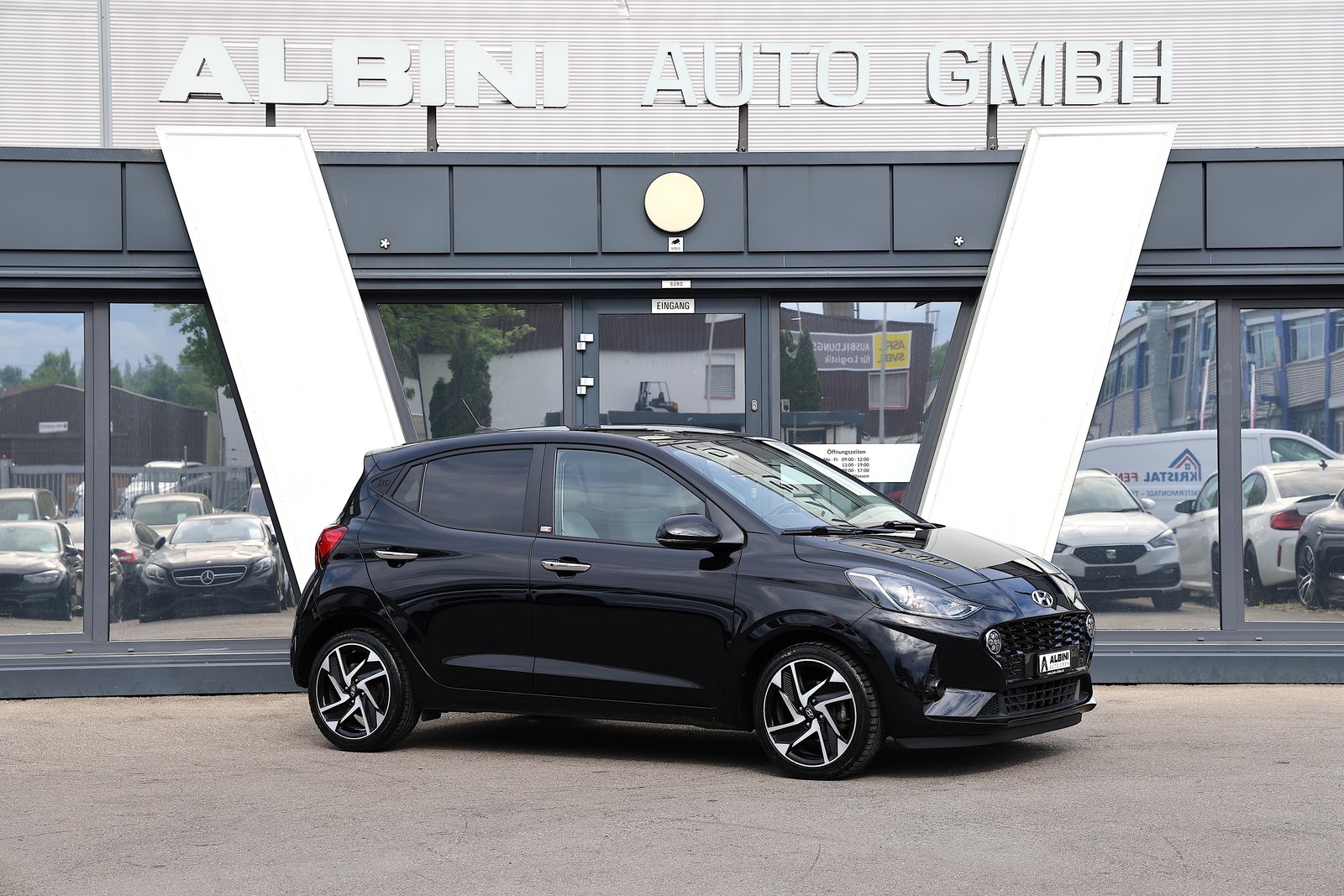 HYUNDAI i10 1.2 Amplia Automat, Benzin, Occasion / Gebraucht, Automatik - 3