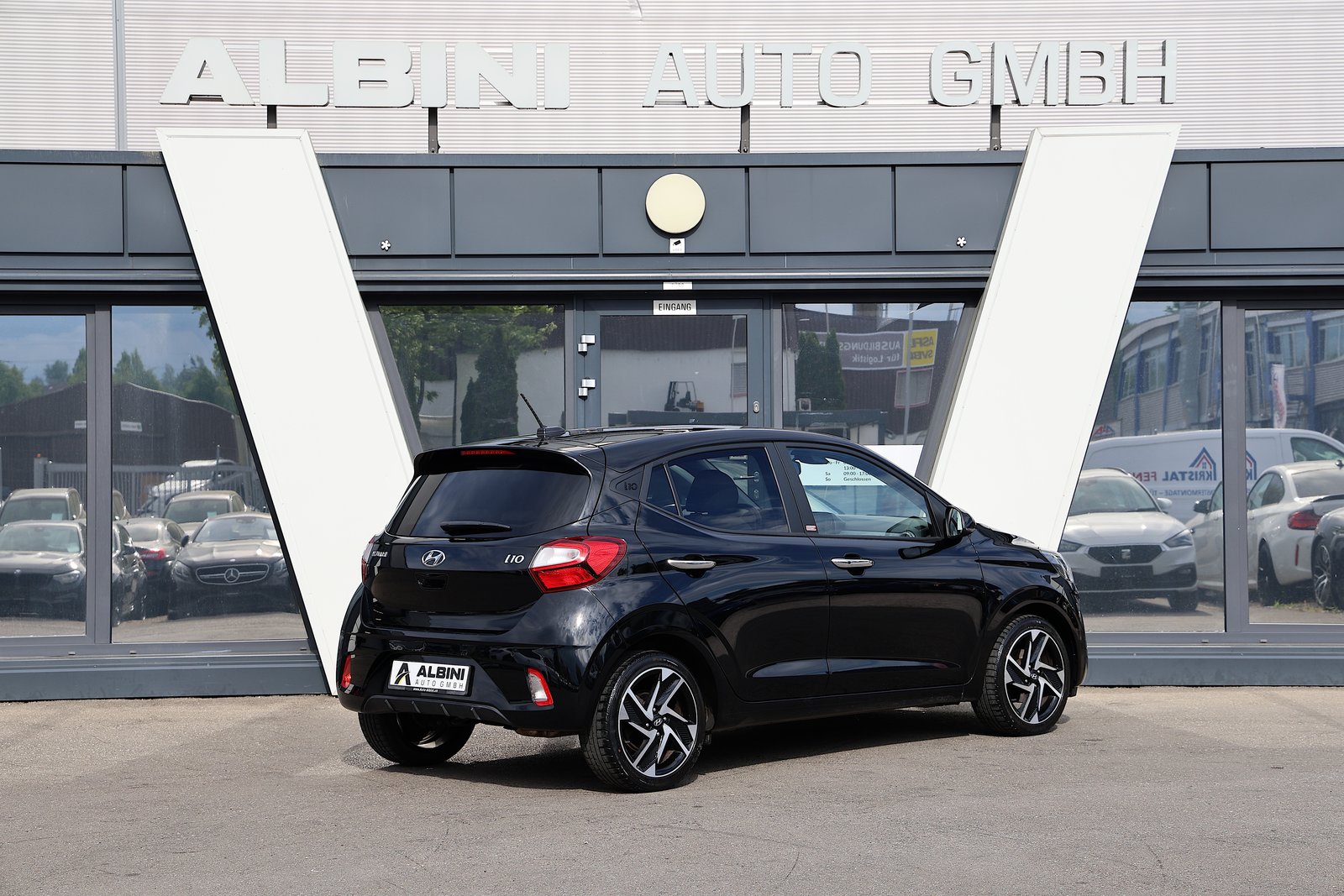 HYUNDAI i10 1.2 Amplia Automat, Benzin, Occasion / Gebraucht, Automatik - 4