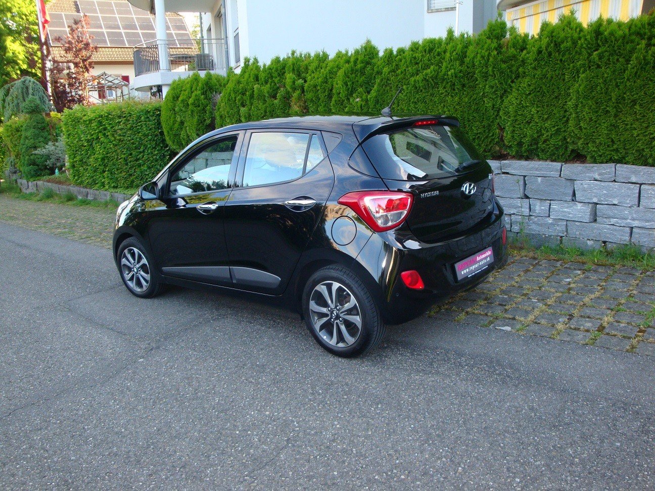 HYUNDAI i10 1.2 Premium Automatic, Benzin, Occasion / Gebraucht, Automatik - 2
