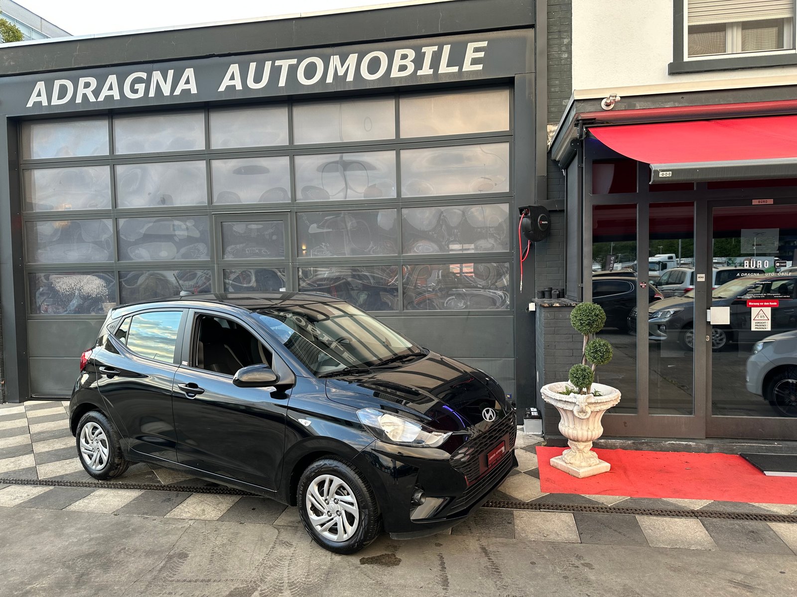 HYUNDAI i10 1.0 Origo Aut., Benzin, Occasion / Gebraucht, Automatik - 2