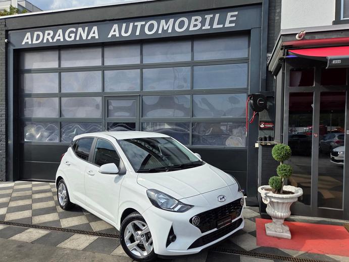 HYUNDAI i10 1.2 Amplia Automat, Benzin, Occasion / Gebraucht, Automatik