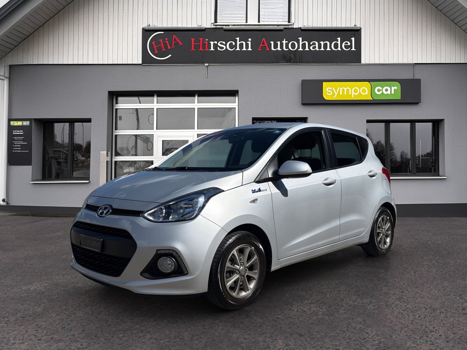 HYUNDAI i10 1.0 Amplia