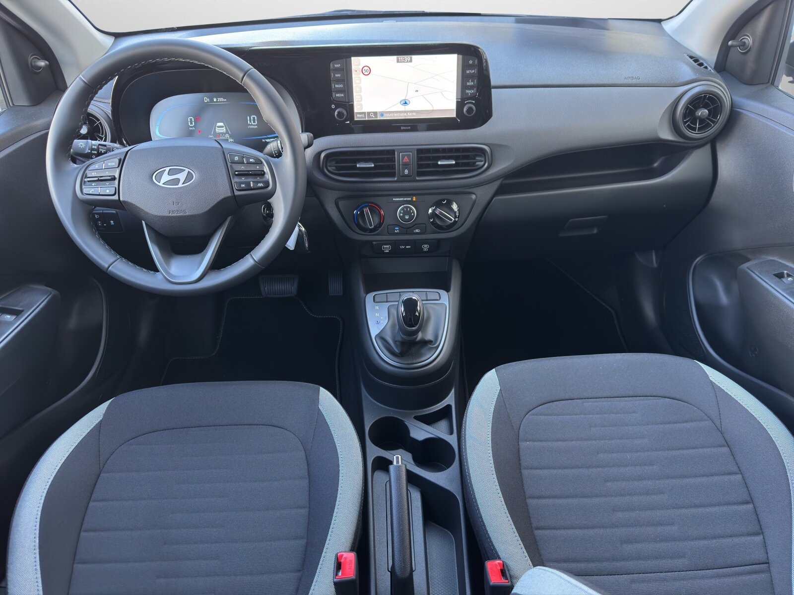 HYUNDAI i10 1.0 Origo, Benzin, Neues Fahrzeug mit Tageszulassung, Automatik - 6