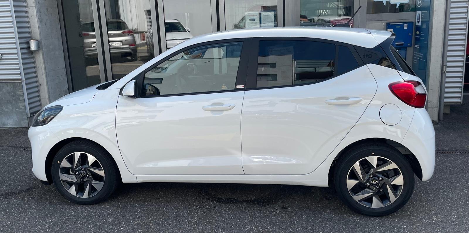 HYUNDAI i10 1.2 Amplia AMT5, Benzina, Auto nuove, Automatico - 2