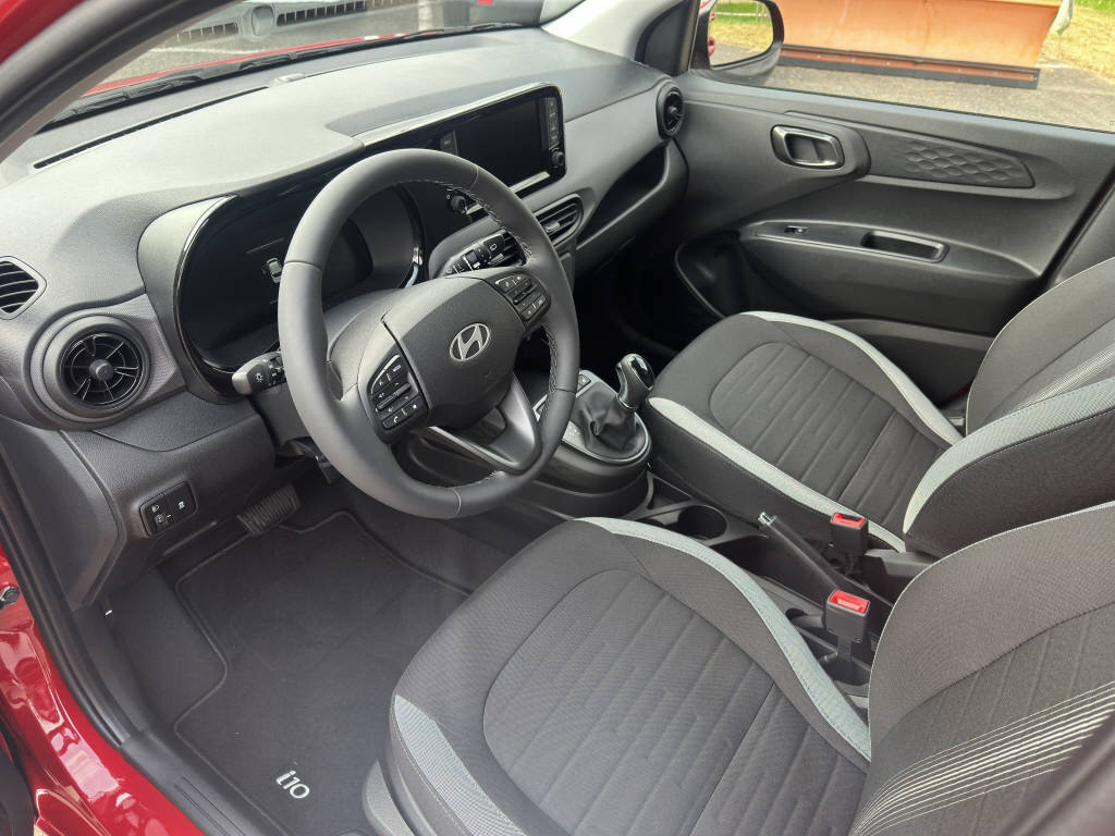 HYUNDAI i10 1.2 Amplia, Petrol, New car, Automatic - 7