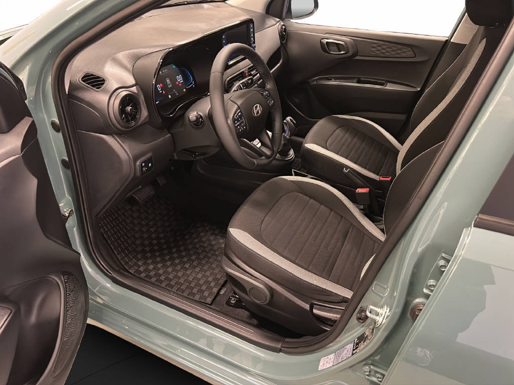 HYUNDAI i10 1.2 Amplia, Essence, Voiture nouvelle, Automatique - 4