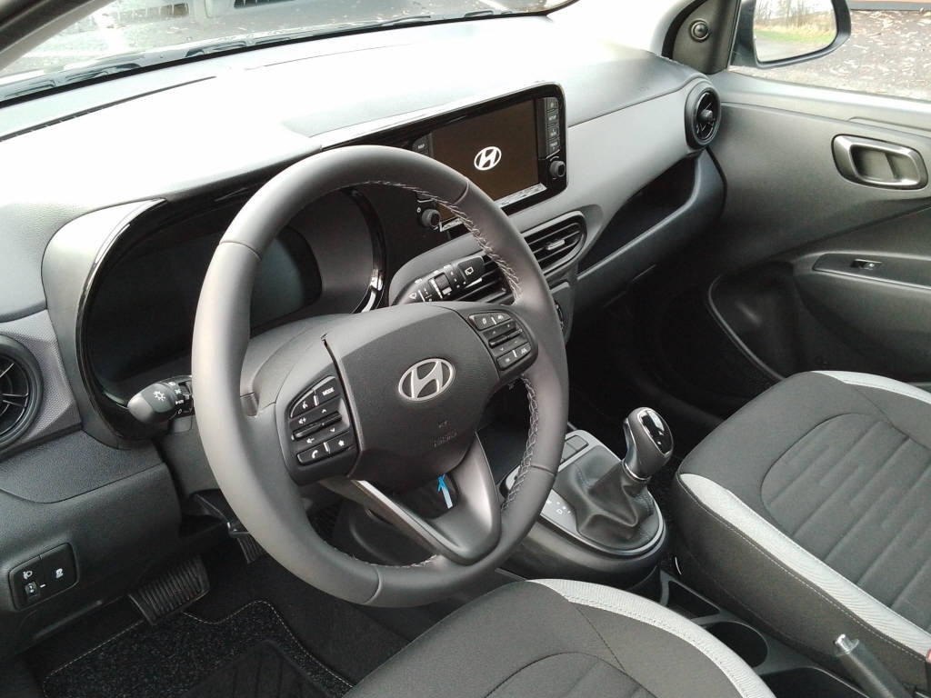 HYUNDAI i10 1.0 Origo, Essence, Voiture nouvelle, Automatique - 7