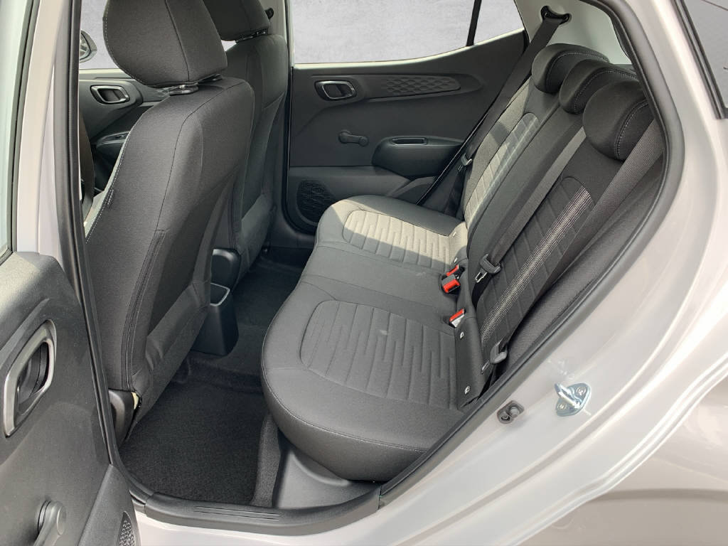 HYUNDAI i10 1.0 Origo, Essence, Voiture nouvelle, Automatique - 7