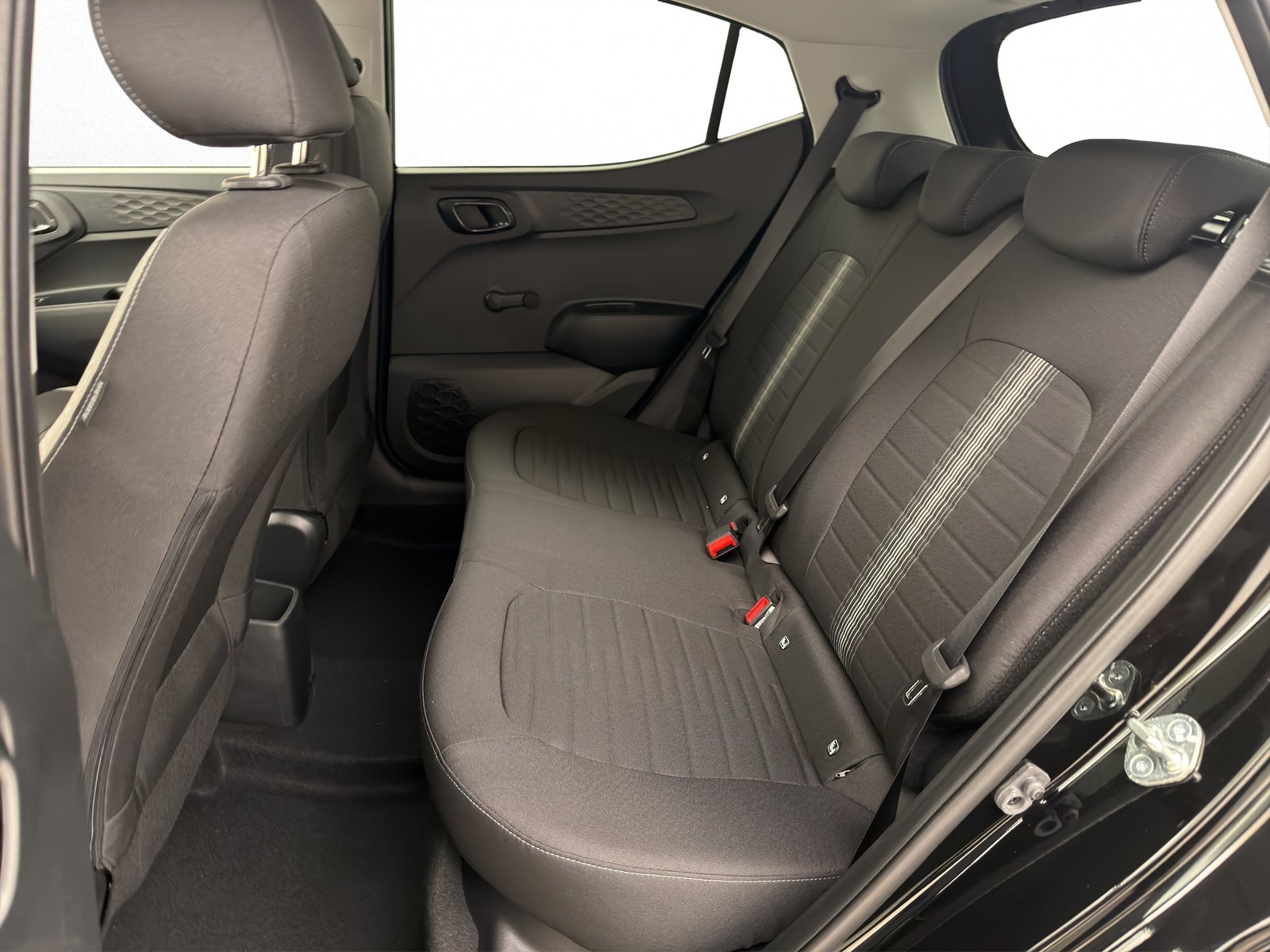 HYUNDAI i10 1.2 Amplia, Benzin, Neuwagen, Automatik - 5