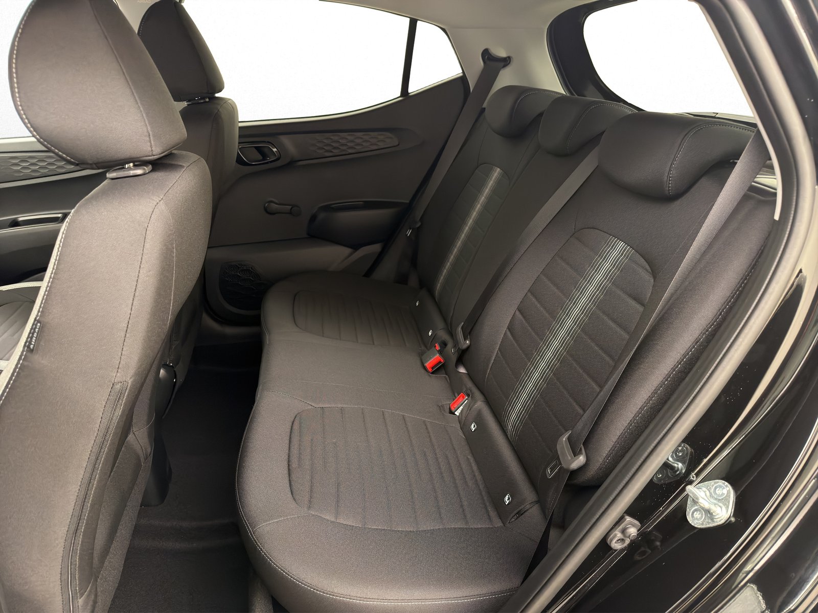 HYUNDAI i10 1.2 Amplia, Essence, Voiture nouvelle, Automatique - 5