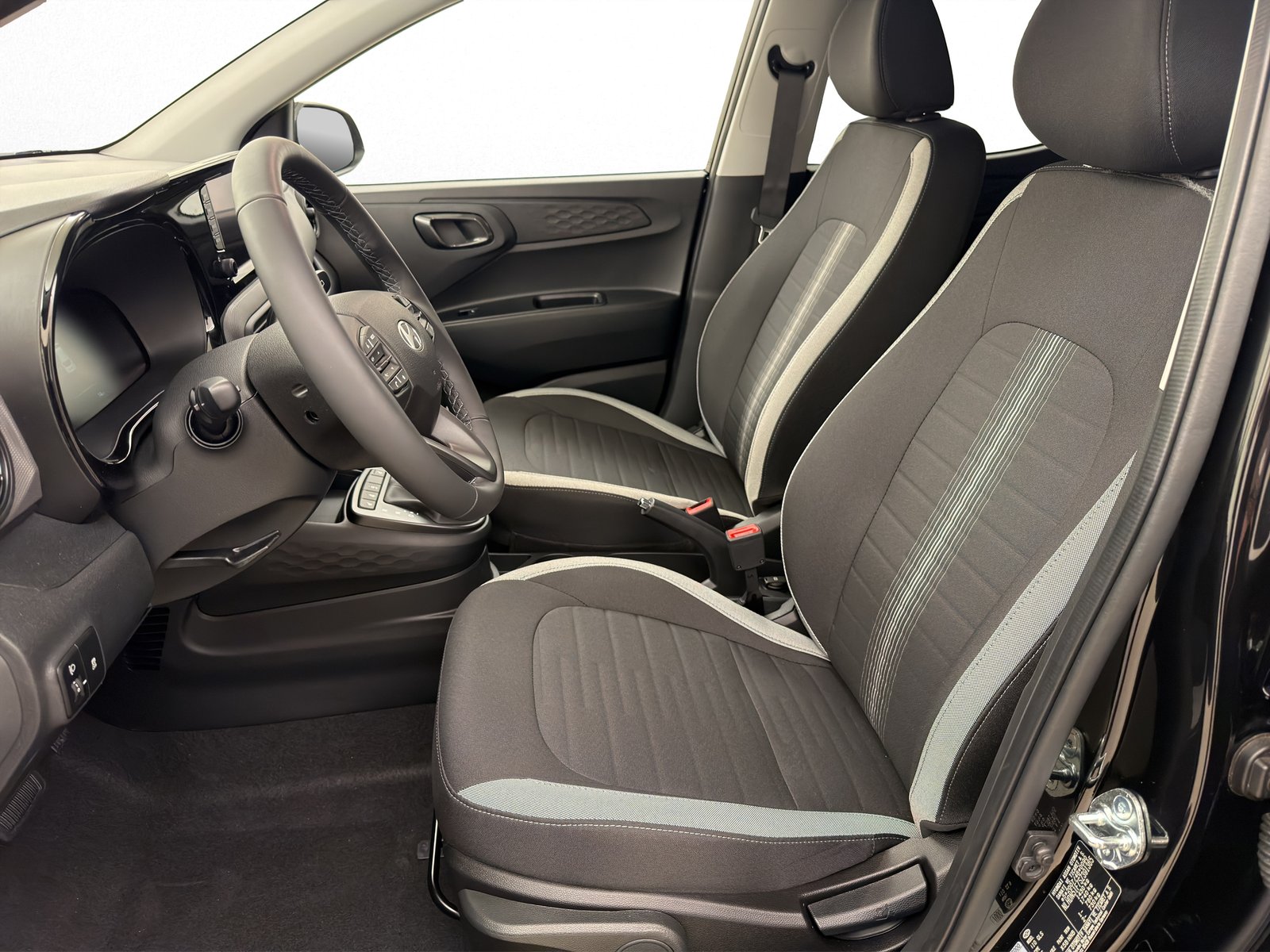 HYUNDAI i10 1.2 Amplia, Benzina, Auto nuove, Automatico - 3