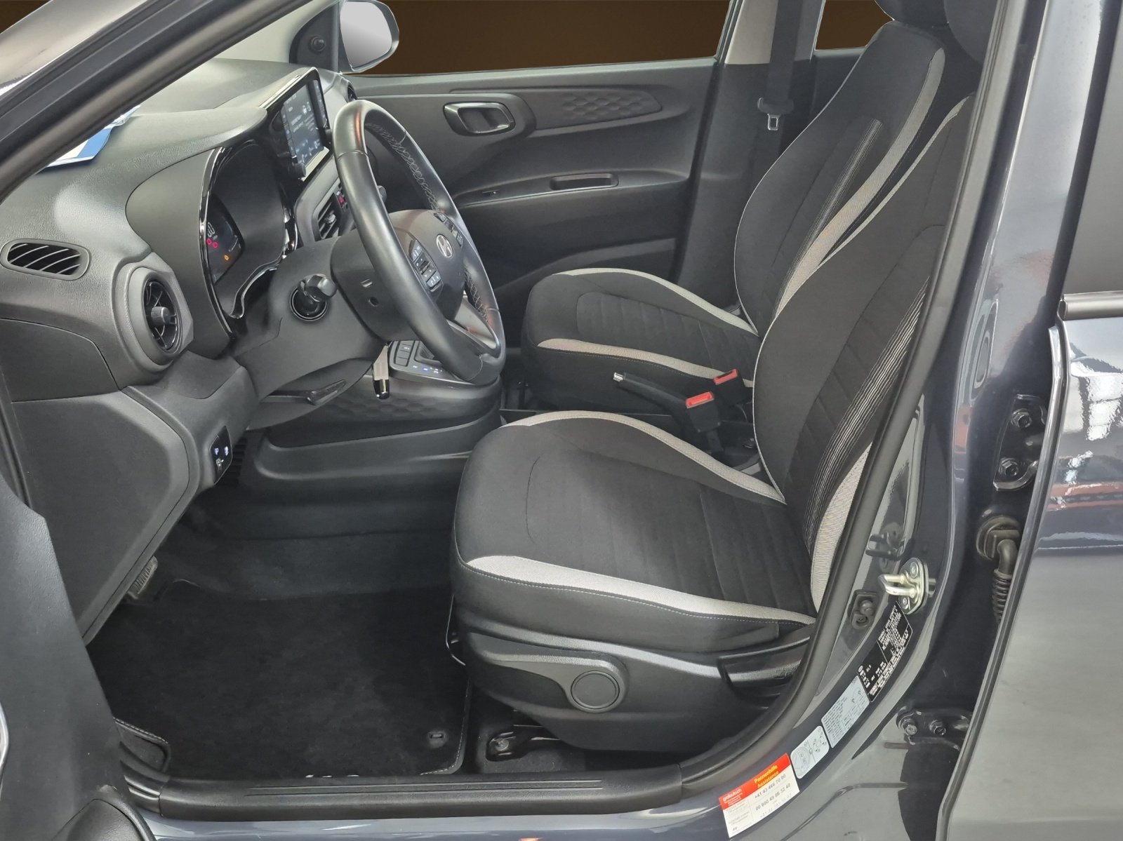 HYUNDAI i10 1.0 Origo Automat, Essence, Voiture nouvelle, Automatique - 6