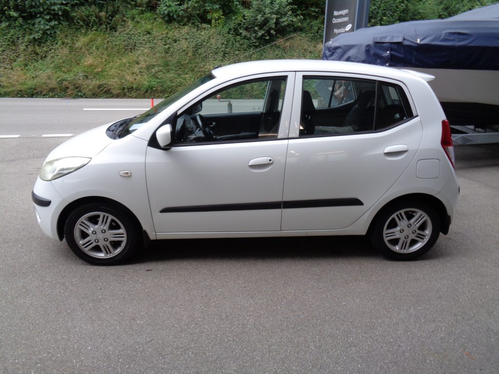 HYUNDAI I10 1.1 Style, Petrol, Second hand / Used, Manual - 4
