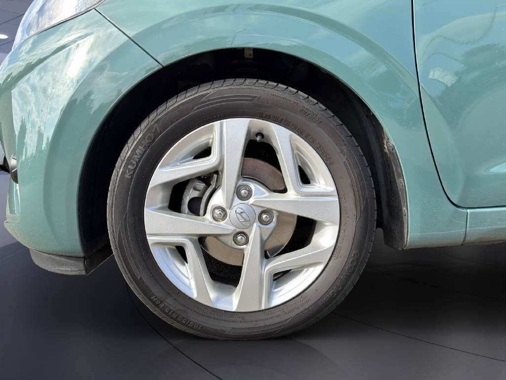 HYUNDAI i10 1.2 Amplia, Essence, Occasion / Utilisé, Automatique - 7